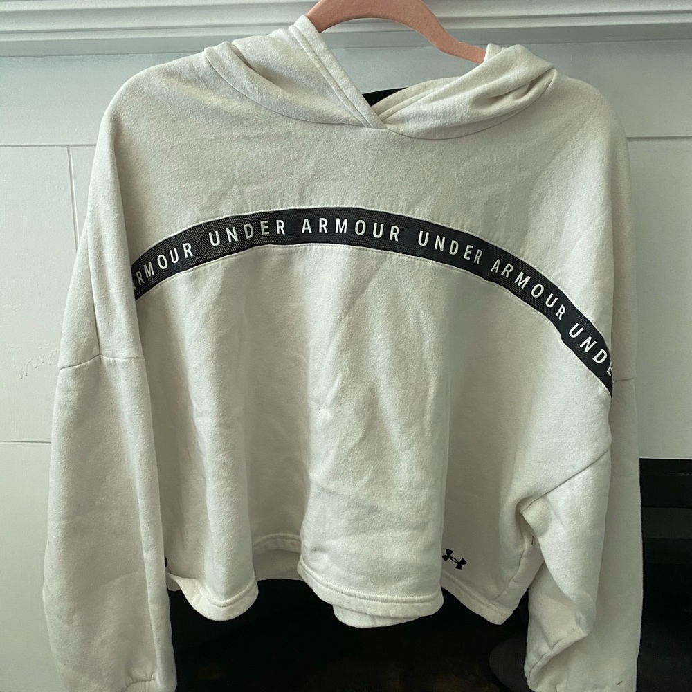 under armor crop hoodie